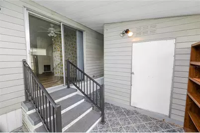 1610 Reynolds Road #4, Lakeland, FL 33801 - Photo 4