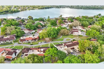 11 Loma Linda #11, Lakeland, FL 33813 - Photo 2