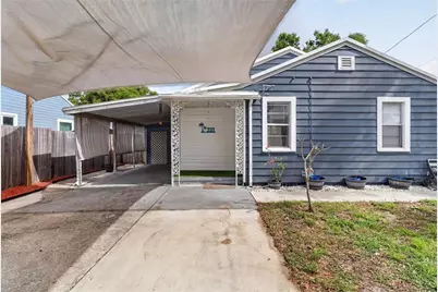 221 Avenue F SE, Winter Haven, FL 33880 - Photo 1