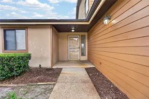 707 Carpenters Way, Lakeland, FL 33809 - Photo 2