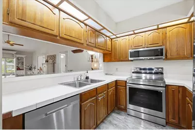 992 Spinnaker Court, Tarpon Springs, FL 34689 - Photo 46