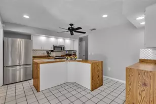 4904 Foxrun, Lakeland, FL 33813 - Photo 12