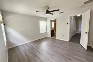 4016 Mountain Chestnut Way, Lakeland, FL 33812 - Photo 10