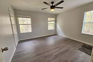 4016 Mountain Chestnut Way, Lakeland, FL 33812 - Photo 8