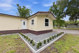 5063 Walnut Circle E, Lakeland, FL 33810 - Photo 8