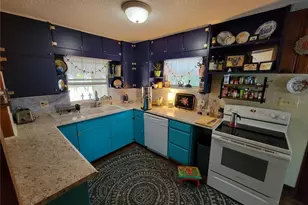 308 NE 10th Ave, Mulberry, FL 33860 - Photo 10