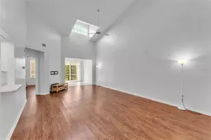 3133 Stonewater Dr, Lakeland, FL 33803 - Photo 4