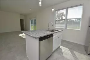 206 W Crescent Dr, Lakeland, FL 33805 - Photo 4