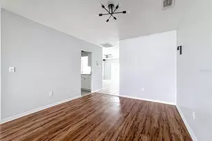 1618 Bentwood Dr, Sun City Center, FL 33573 - Photo 8