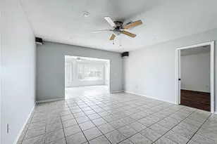 1618 Bentwood Dr, Sun City Center, FL 33573 - Photo 14