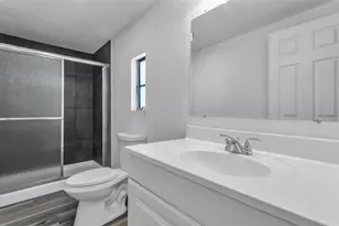 4927 Rollinglen Loop W, Lakeland, FL 33810 - Photo 4