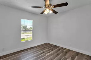 4927 Rollinglen Loop W, Lakeland, FL 33810 - Photo 8