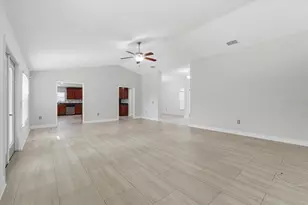 1620 Doves View Cir, Auburndale, FL 33823 - Photo 8