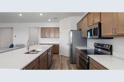 7073 162nd Place E, Parrish, FL 34219 - Photo 6