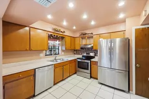 842 Rockingham Rd, Lakeland, FL 33809 - Photo 12