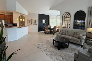 629 Grasslands Village Cir, Lakeland, FL 33803 - Photo 10