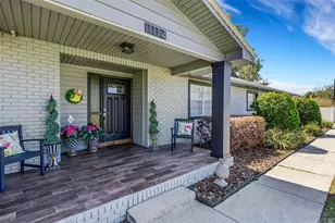 1112 Newport Ave, Lakeland, FL 33801 - Photo 2