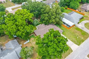 744 Cedar Knoll Dr N, Lakeland, FL 33809 - Photo 30