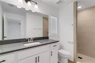 1065 / 1067 Captiva Point, Lakeland, FL 33801 - Photo 20