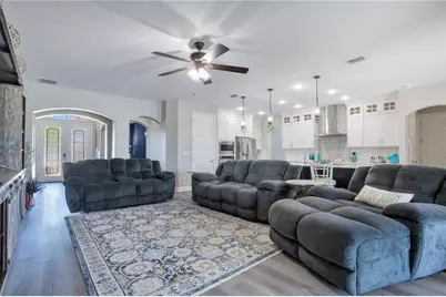 1342 Heritage Landings Drive, Lakeland, FL 33805 - Photo 8