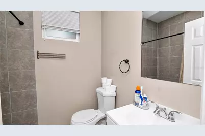 1128 Stella Avenue N, Lakeland, FL 33805 - Photo 12