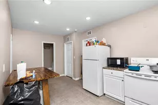1128 Stella Ave N, Lakeland, FL 33805 - Photo 38