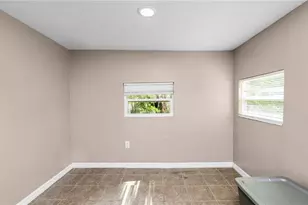 1128 Stella Ave N, Lakeland, FL 33805 - Photo 10