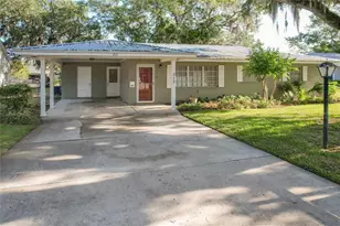 313 W Highland Dr, Lakeland, FL 33813 - Photo 2