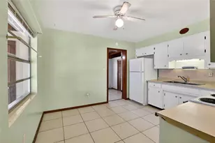 1630 Skinner St, Lakeland, FL 33801 - Photo 10