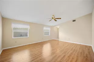 4934 Pleasant Hollow Trail, Lakeland, FL 33811 - Photo 8