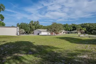 5905 Whispering Pines Rd, Lakeland, FL 33811 - Photo 4
