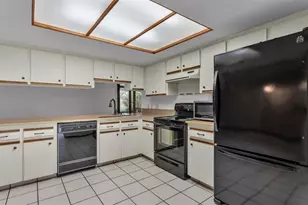 4669 Highlands Pl Dr, Lakeland, FL 33813 - Photo 10