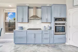 934 Symphony Isles Blvd, Apollo Beach, FL 33572 - Photo 12