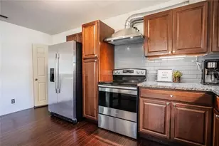848 Valencia Street E, Lakeland, FL 33805 - Photo 10