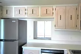 333 Lake Howard Dr NW, Winter Haven, FL 33880 - Photo 6