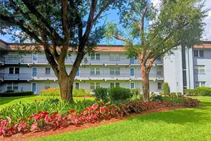 333 Lake Howard Dr NW, Winter Haven, FL 33880 - Photo 1