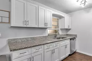 1434 Periwinkle Ct, Lakeland, FL 33811 - Photo 14