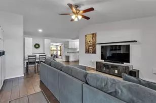 1434 Periwinkle Ct, Lakeland, FL 33811 - Photo 8