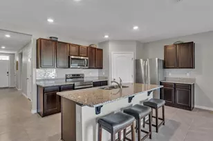 2633 Galway Grv Wy, Lakeland, FL 33811 - Photo 6