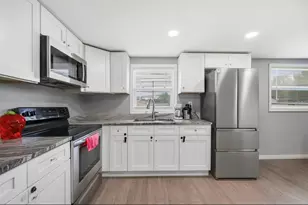 311 SW 3rd Ave, Mulberry, FL 33860 - Photo 6
