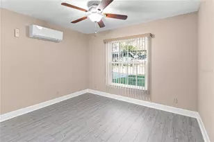 1929 Valencia Way, Clearwater, FL 33764 - Photo 14