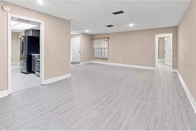1929 Valencia Way, Clearwater, FL 33764 - Photo 4