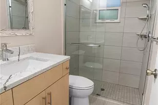1929 Valencia Way, Clearwater, FL 33764 - Photo 36