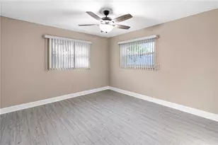 1929 Valencia Way, Clearwater, FL 33764 - Photo 32