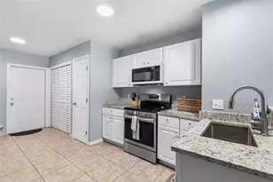 608 Pineville Ln, Lakeland, FL 33810 - Photo 14