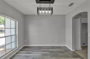 5284 English Dr, Lakeland, FL 33812 - Photo 4