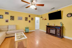 202 St Lucie Rd, Winter Haven, FL 33884 - Photo 2