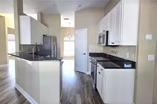 5352 Camberlea Ave, Zephyrhills, FL 33541 - Photo 12