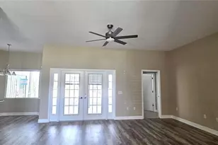 5352 Camberlea Ave, Zephyrhills, FL 33541 - Photo 8
