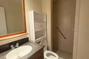 1028 Lakewood Ct, Lakeland, FL 33801 - Photo 8